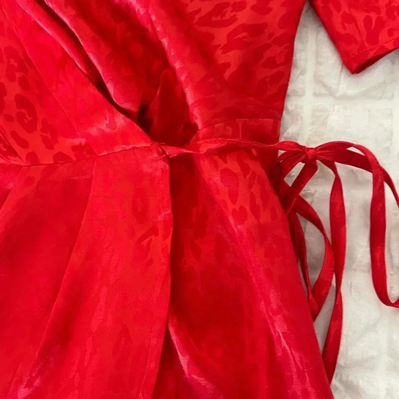 Lulus spectacular sights red leopard print wrap dress - Picture 10 of 13